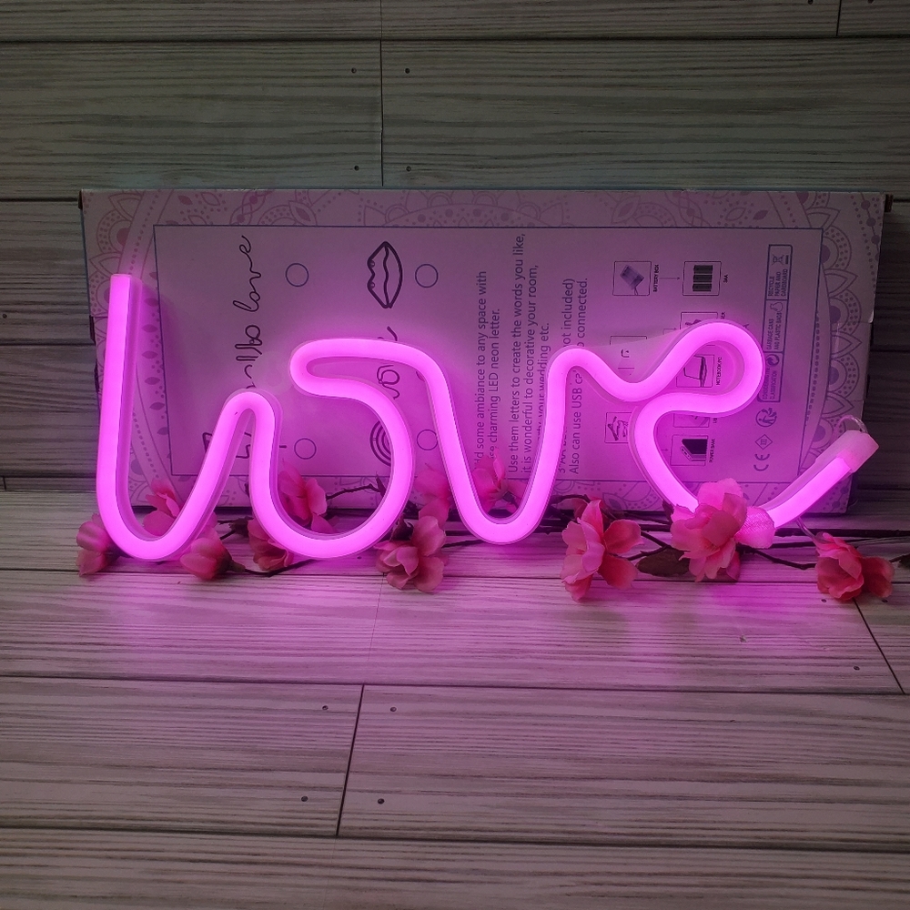 Love LED Neon Light Pink